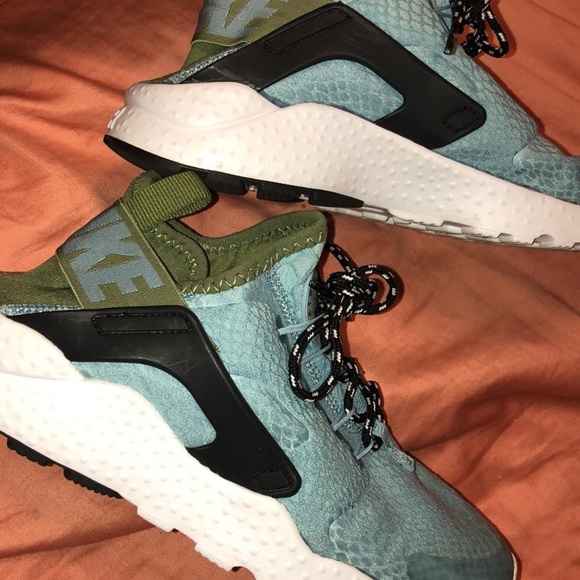 SOLD - Picture 4 of 4